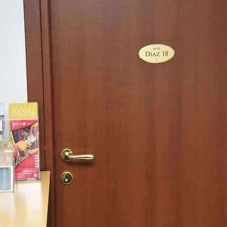 Diaz 18 לינה וארוחת בוקר ורונה