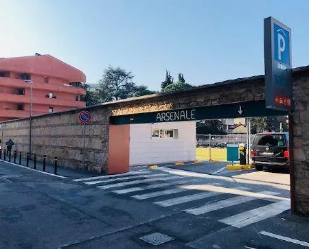 Diaz 18